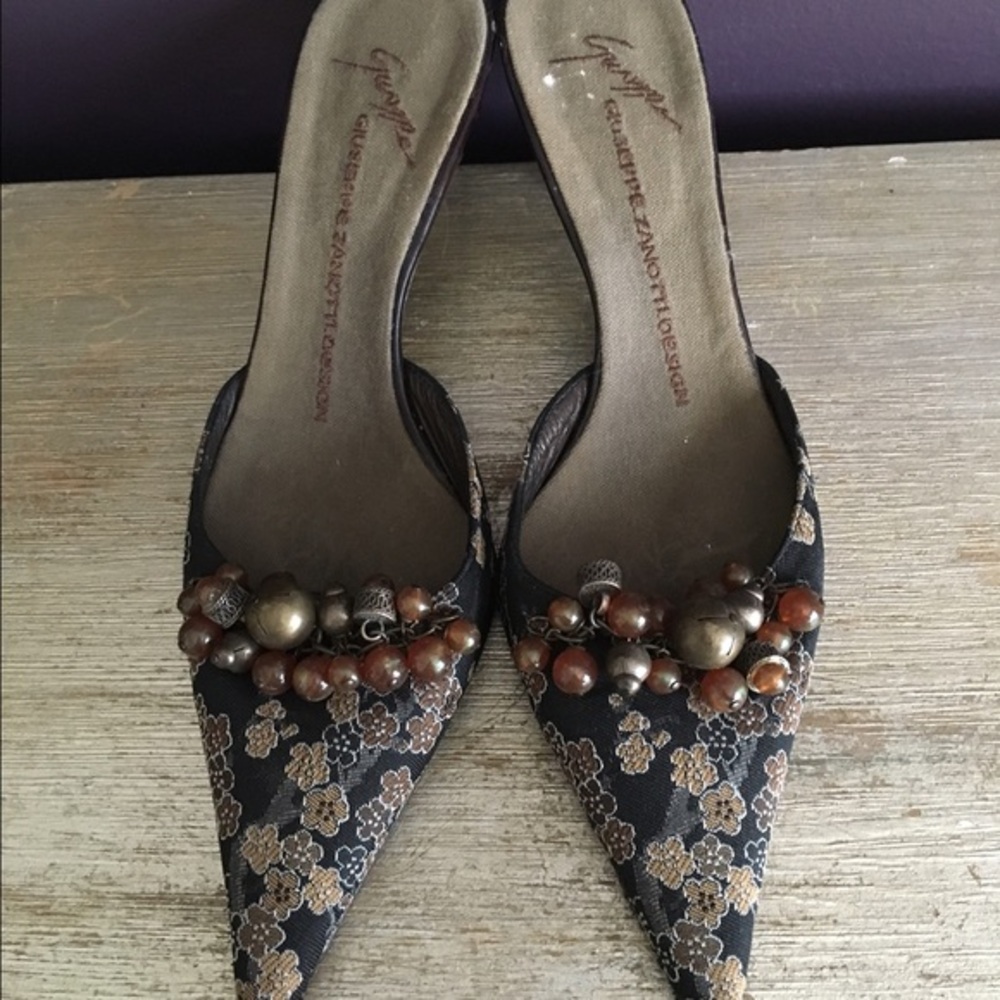 SOLD: Giuseppe Zanotti Vintage Kitten Heels Beaded Brocade Printed Mules size 7 - Picture 1 of 4